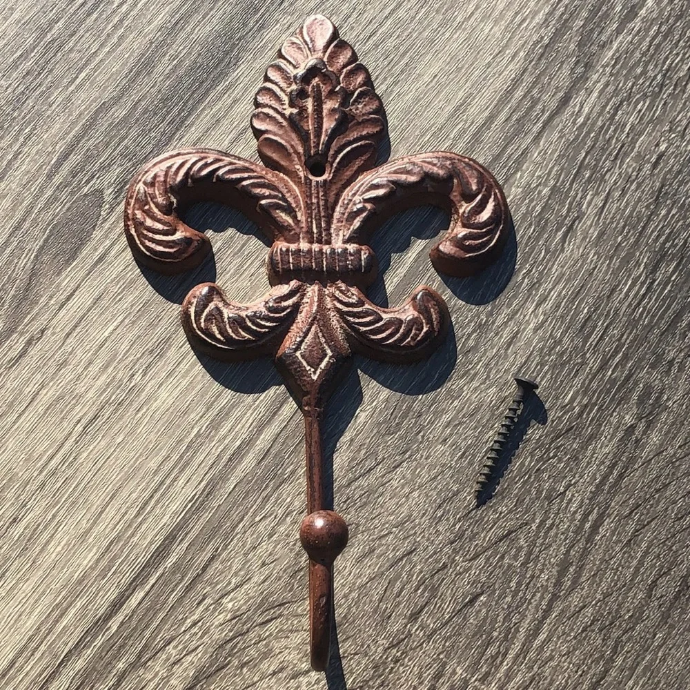 Fleur-de-lis Wall Hook Decor